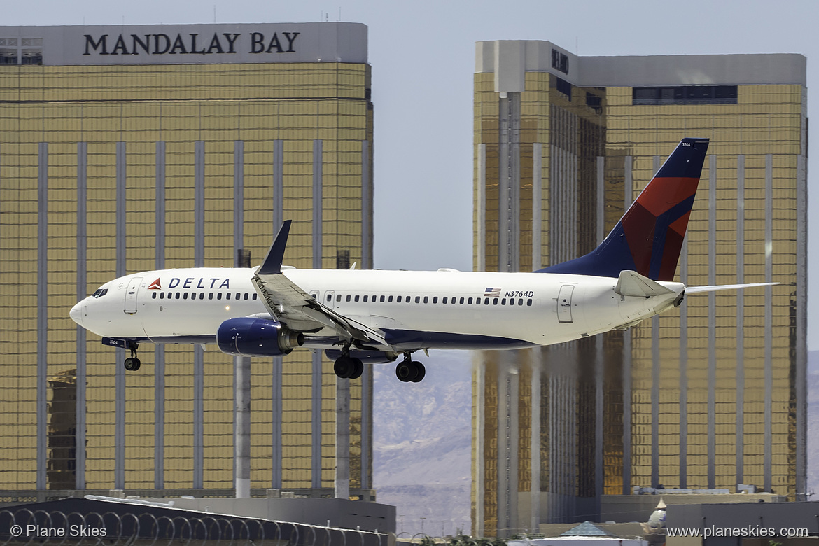 Delta Air Lines Boeing 737-800 N3764D at McCarran International Airport (KLAS/LAS) Delta Air Lines Boeing 737-800 N3764D at McCarran International Airport (KLAS/LAS)