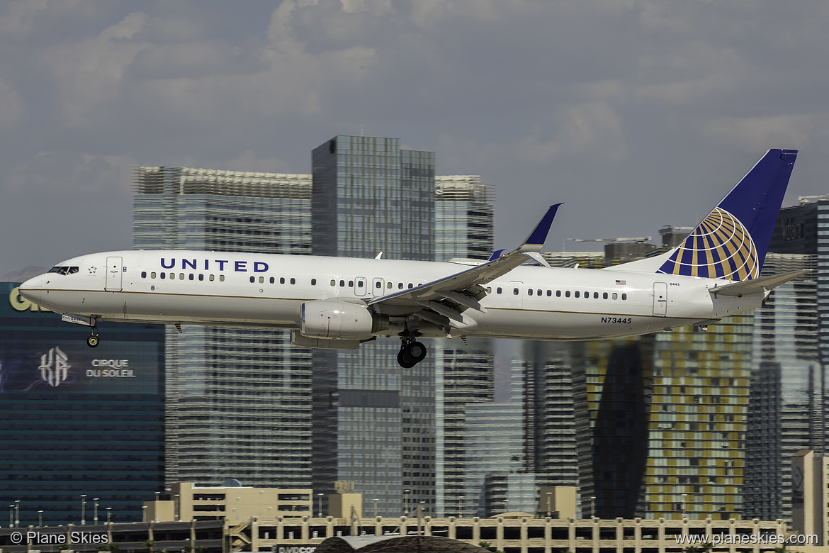 United Airlines Boeing 737-900ER N73445 at McCarran International Airport (KLAS/LAS) United Airlines Boeing 737-900ER N73445 at McCarran International Airport (KLAS/LAS)