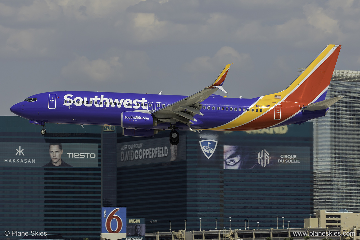 Southwest Airlines Boeing 737-800 N8530W at McCarran International Airport (KLAS/LAS) Southwest Airlines Boeing 737-800 N8530W at McCarran International Airport (KLAS/LAS)