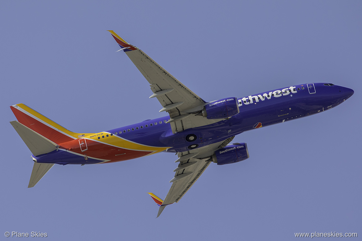 Southwest Airlines Boeing 737-800 N8530W at McCarran International Airport (KLAS/LAS) Southwest Airlines Boeing 737-800 N8530W at McCarran International Airport (KLAS/LAS)
