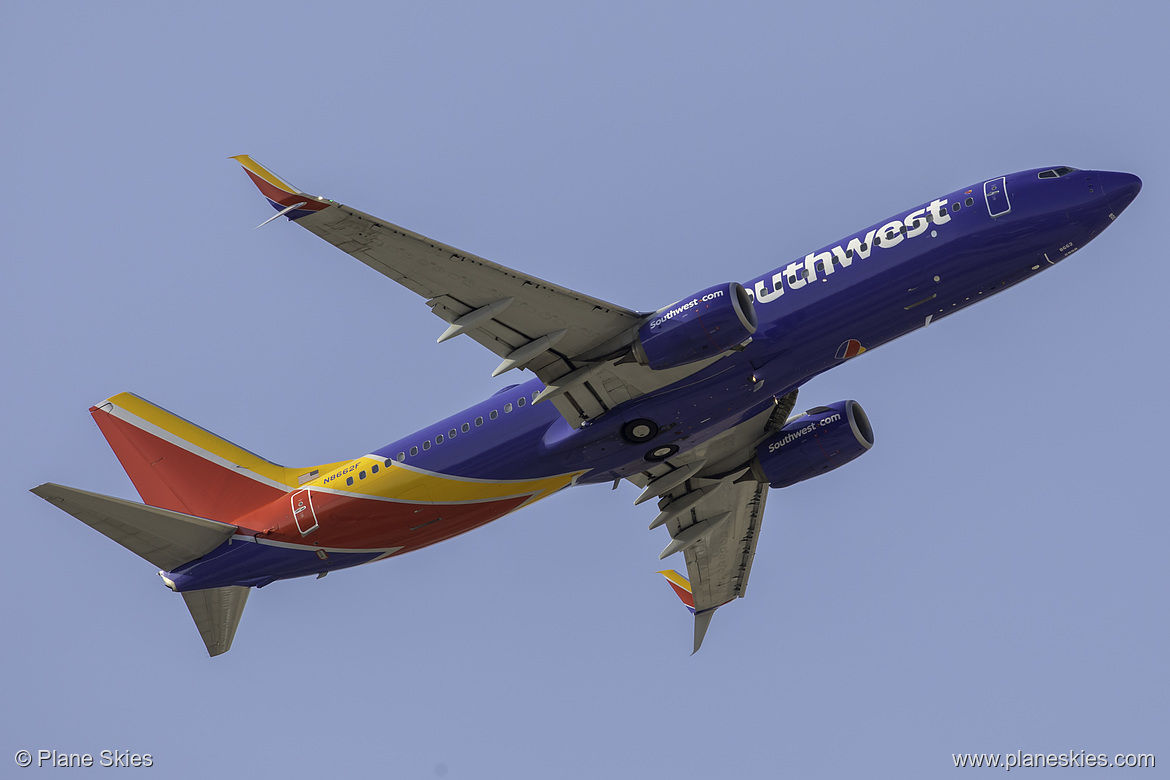 Southwest Airlines Boeing 737-800 N8662F at McCarran International Airport (KLAS/LAS)