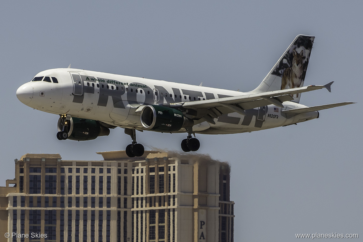 Frontier Airlines Airbus A319-100 N920FR at McCarran International Airport (KLAS/LAS) Frontier Airlines Airbus A319-100 N920FR at McCarran International Airport (KLAS/LAS)