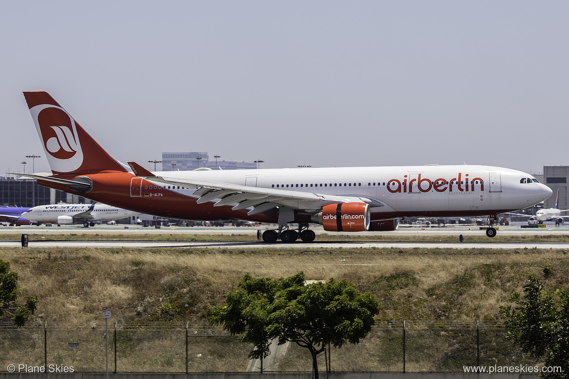 Air Berlin Airbus A330-200 D-ALPA at Los Angeles International Airport (KLAX/LAX) Air Berlin Airbus A330-200 D-ALPA at Los Angeles International Airport (KLAX/LAX)