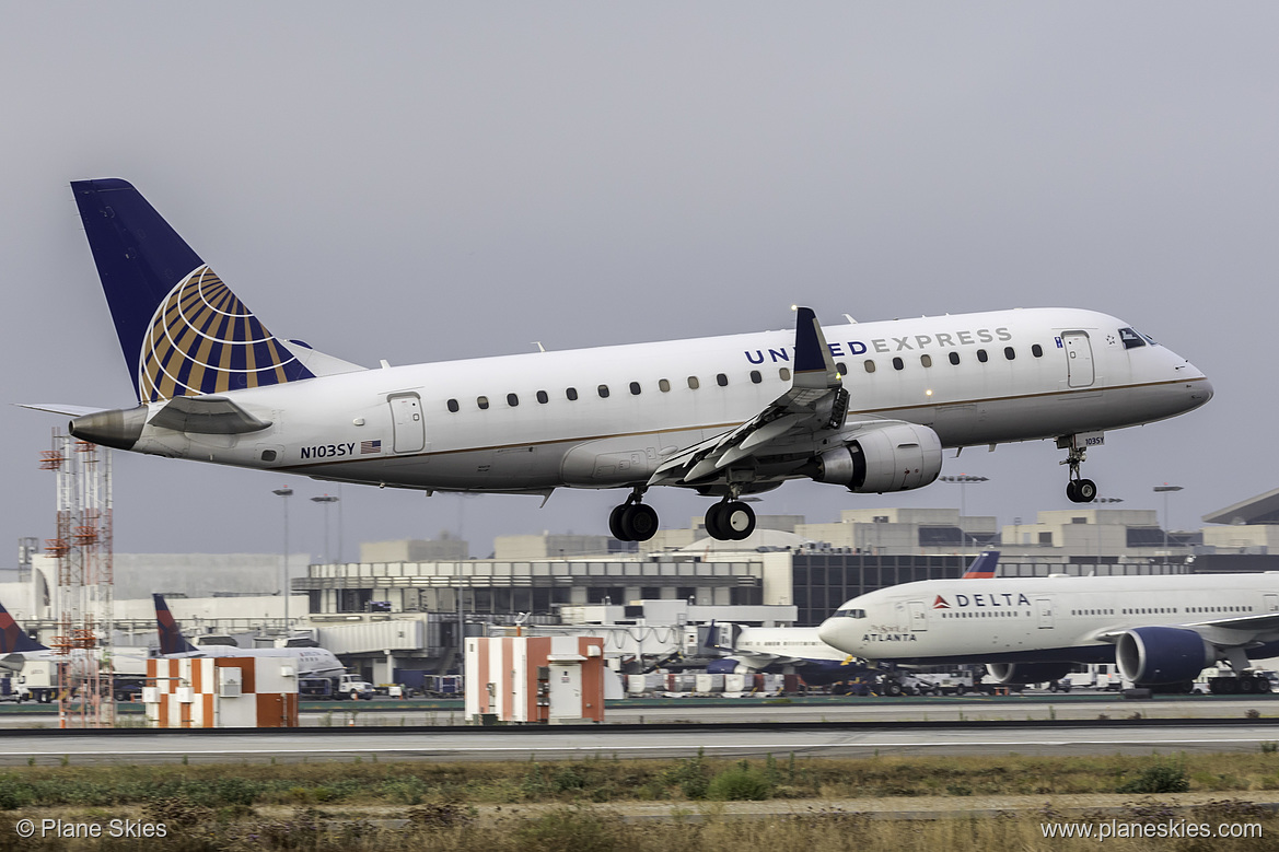 SkyWest Airlines Embraer ERJ-175 N103SY at Los Angeles International Airport (KLAX/LAX) SkyWest Airlines Embraer ERJ-175 N103SY at Los Angeles International Airport (KLAX/LAX)