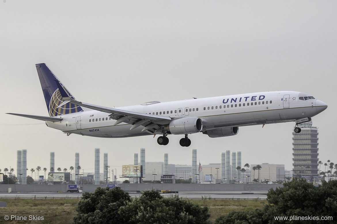 United Airlines Boeing 737-900ER N47414 at Los Angeles International Airport (KLAX/LAX)