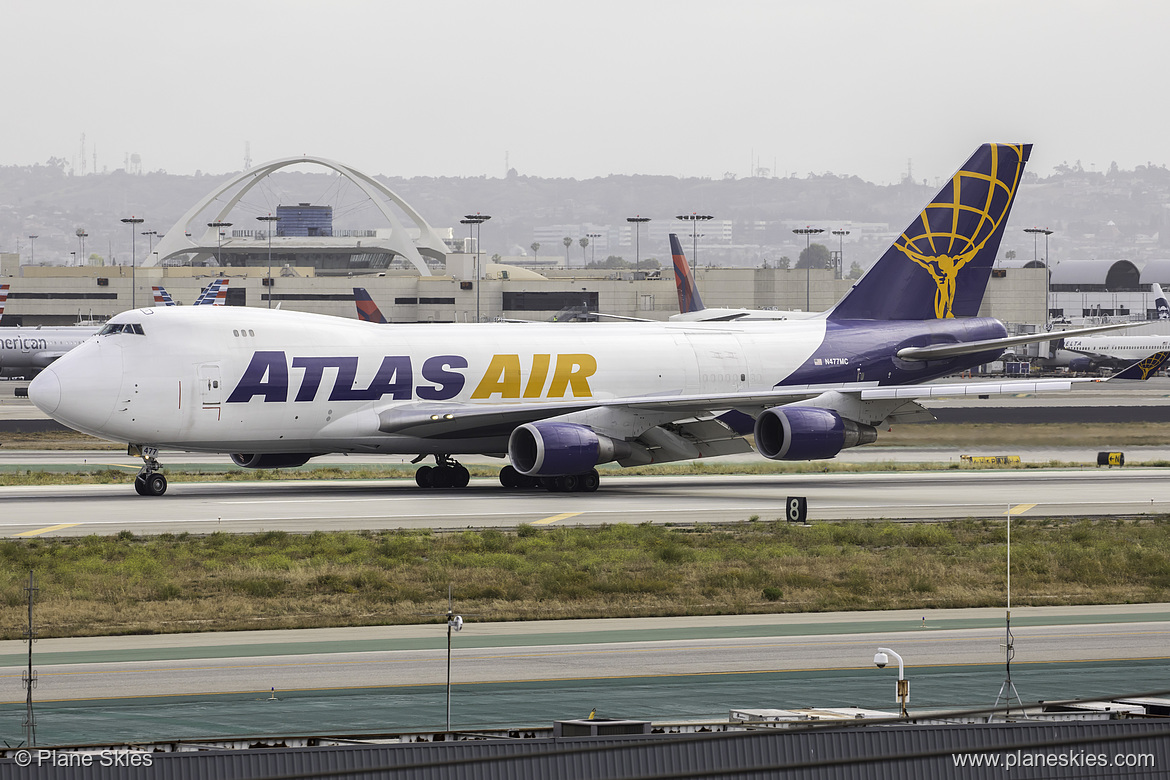 Atlas Air Boeing 747-400F N477MC at Los Angeles International Airport (KLAX/LAX)