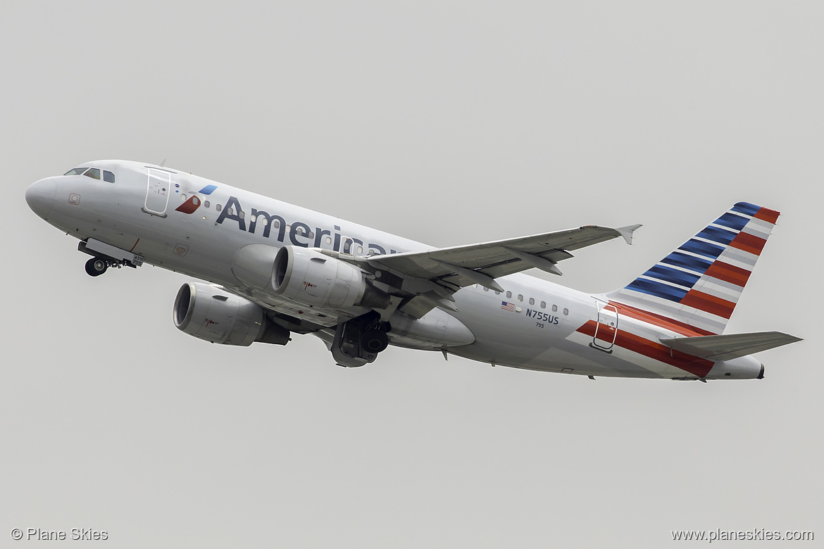 American Airlines Airbus A319-100 N755US at Los Angeles International Airport (KLAX/LAX)