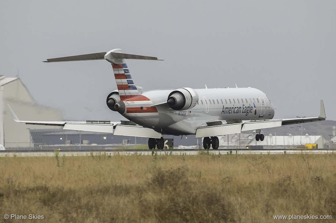 SkyWest Airlines Canadair CRJ-700 N758SK at Los Angeles International Airport (KLAX/LAX)