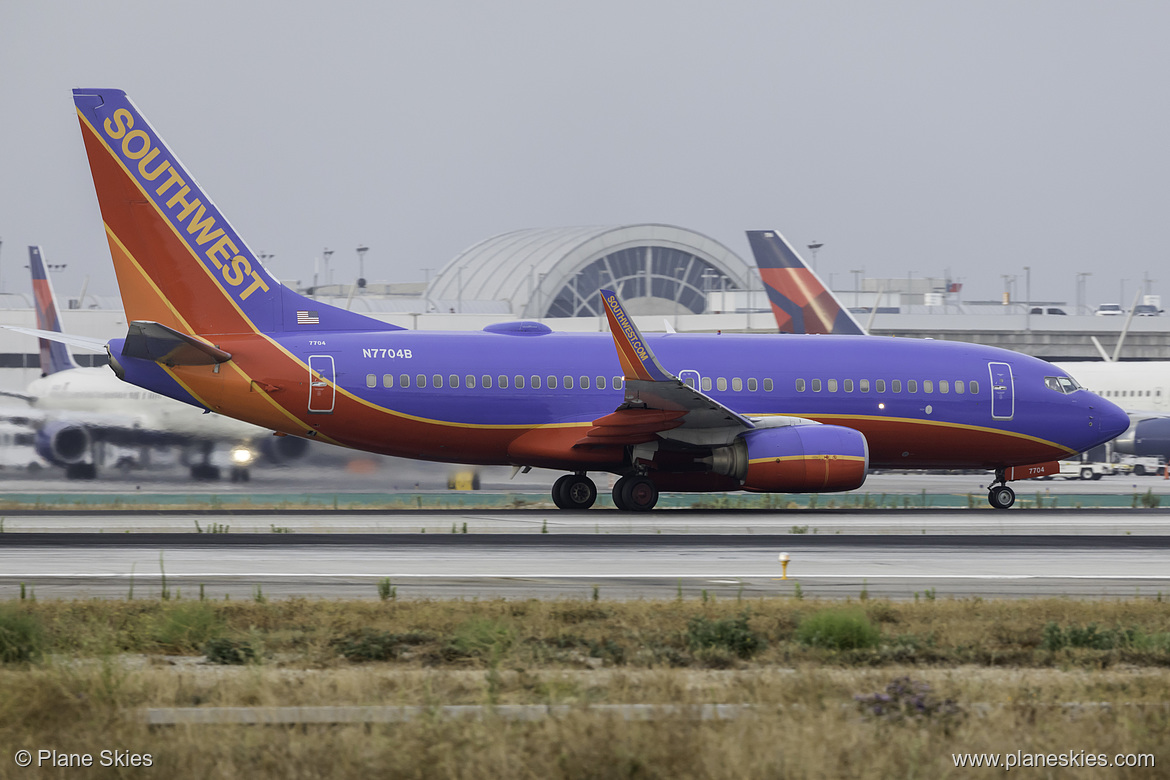 Southwest Airlines Boeing 737-700 N7704B at Los Angeles International Airport (KLAX/LAX) Southwest Airlines Boeing 737-700 N7704B at Los Angeles International Airport (KLAX/LAX)