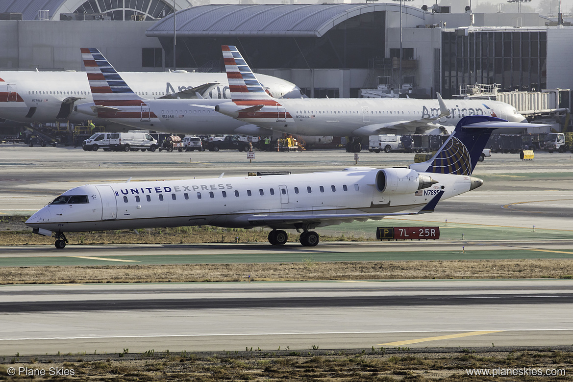 SkyWest Airlines Canadair CRJ-700 N789SK at Los Angeles International Airport (KLAX/LAX)