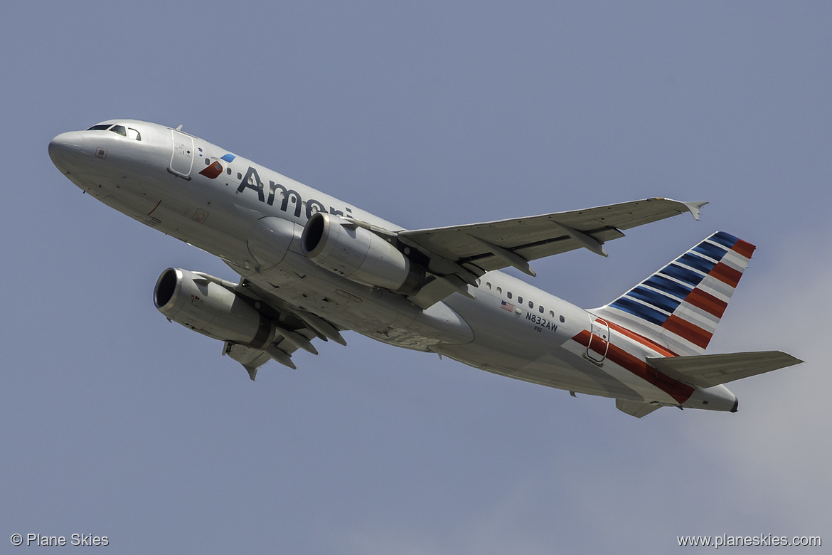 American Airlines Airbus A319-100 N832AW at Los Angeles International Airport (KLAX/LAX) American Airlines Airbus A319-100 N832AW at Los Angeles International Airport (KLAX/LAX)
