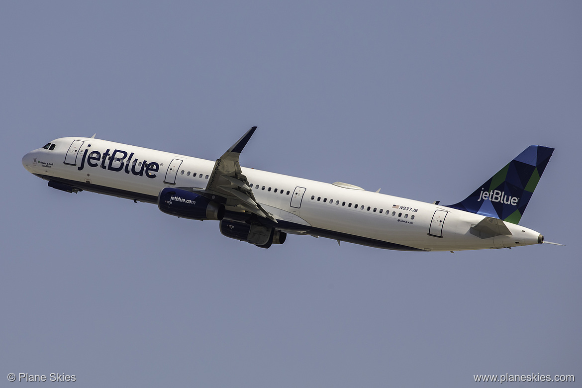 JetBlue Airways Airbus A321-200 N937JB at Los Angeles International Airport (KLAX/LAX)