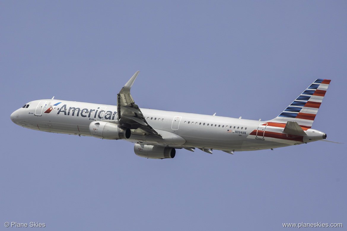 American Airlines Airbus A321-200 N994AN at Los Angeles International Airport (KLAX/LAX)