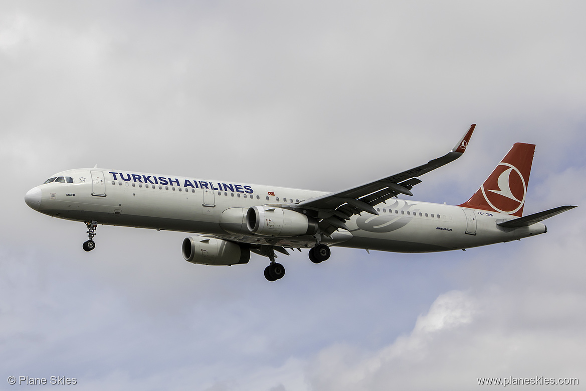 Turkish Airlines Airbus A321-200 TC-JSM at London Heathrow Airport (EGLL/LHR) Turkish Airlines Airbus A321-200 TC-JSM at London Heathrow Airport (EGLL/LHR)