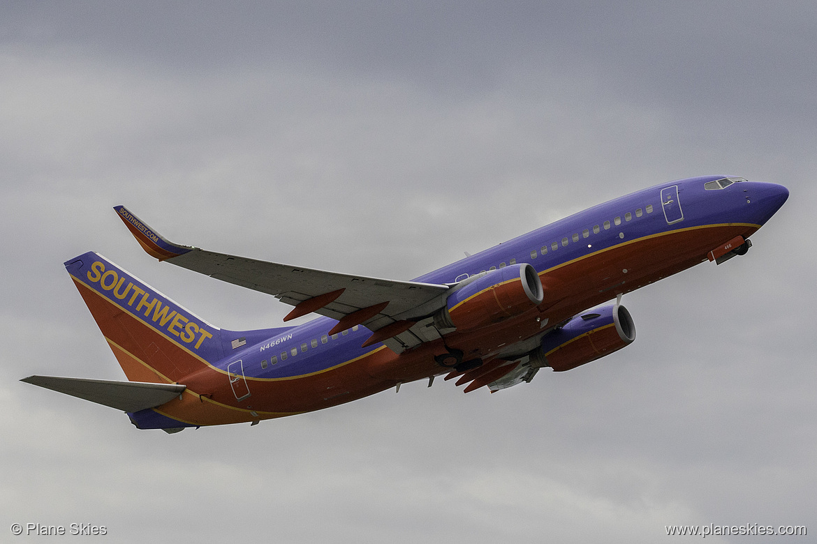 Southwest Airlines Boeing 737-700 N466WN at Orlando International Airport (KMCO/MCO) Southwest Airlines Boeing 737-700 N466WN at Orlando International Airport (KMCO/MCO)
