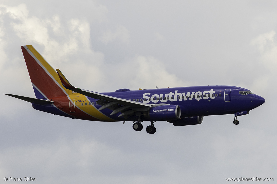 Southwest Airlines Boeing 737-700 N7877H at Orlando International Airport (KMCO/MCO) Southwest Airlines Boeing 737-700 N7877H at Orlando International Airport (KMCO/MCO)