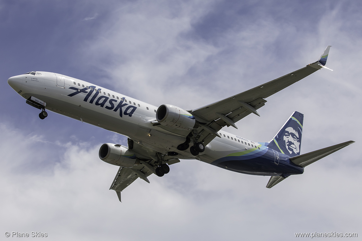 Alaska Airlines Boeing 737-900 N306AS at Seattle Tacoma International Airport (KSEA/SEA)