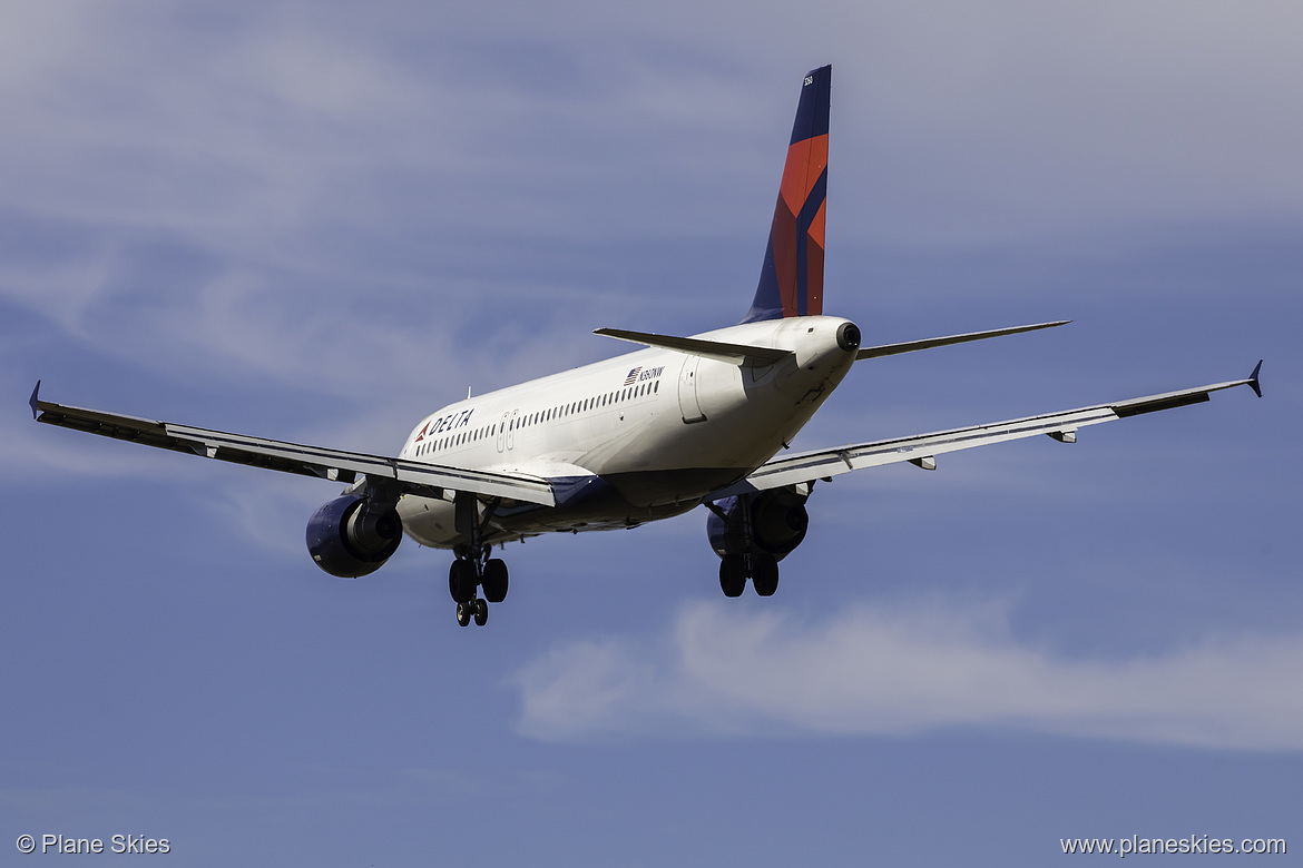 Delta Air Lines Airbus A320-200 N360NW at Seattle Tacoma International Airport (KSEA/SEA) Delta Air Lines Airbus A320-200 N360NW at Seattle Tacoma International Airport (KSEA/SEA)