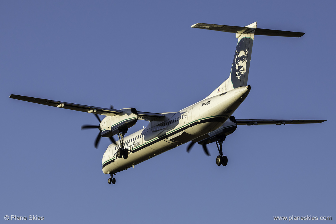 Horizon Air DHC Dash-8-400 N419QX at Seattle Tacoma International Airport (KSEA/SEA)