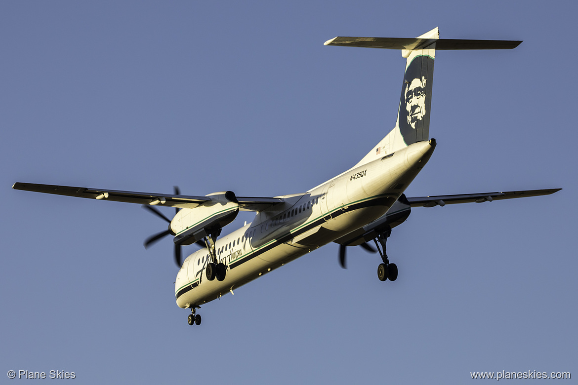 Horizon Air DHC Dash-8-400 N439QX at Seattle Tacoma International Airport (KSEA/SEA)