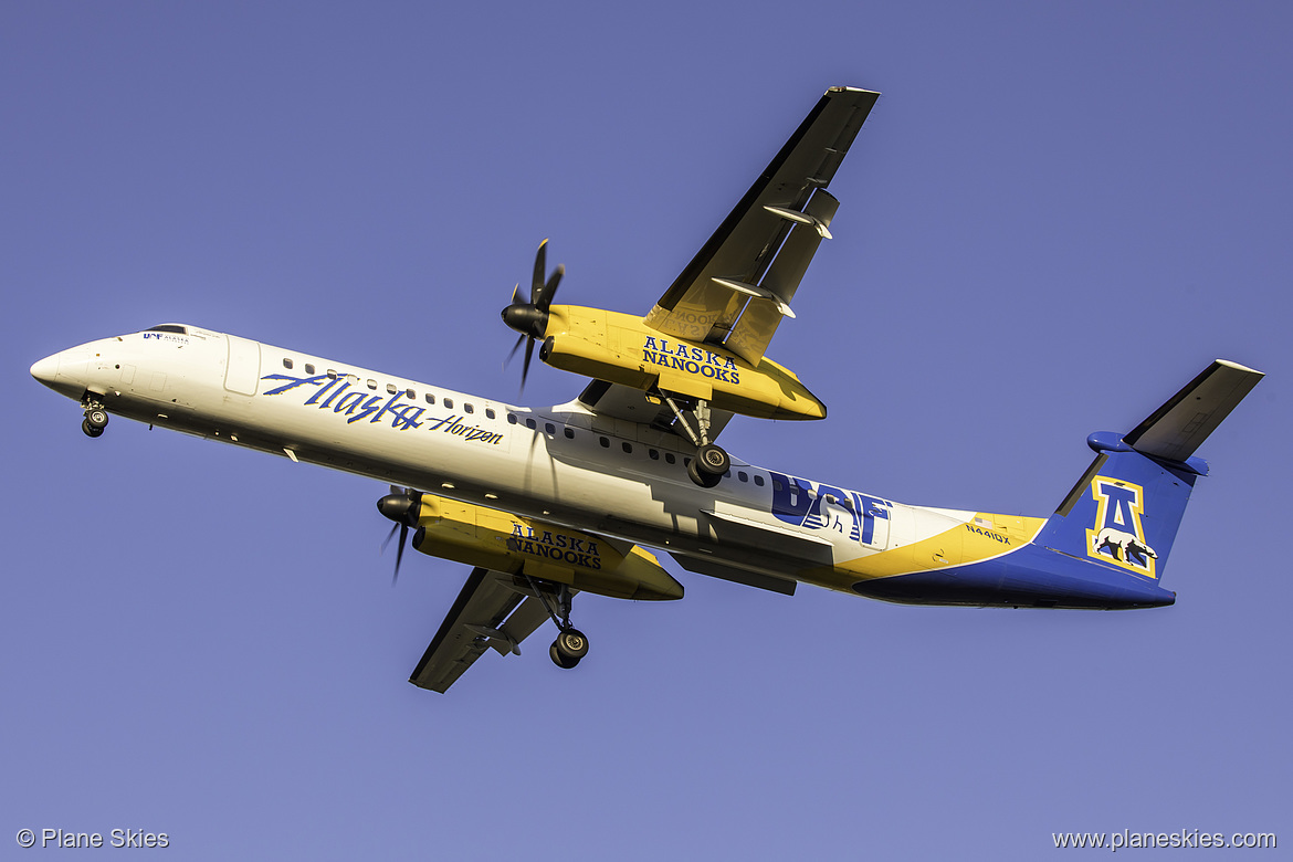 Horizon Air DHC Dash-8-400 N441QX at Seattle Tacoma International Airport (KSEA/SEA)