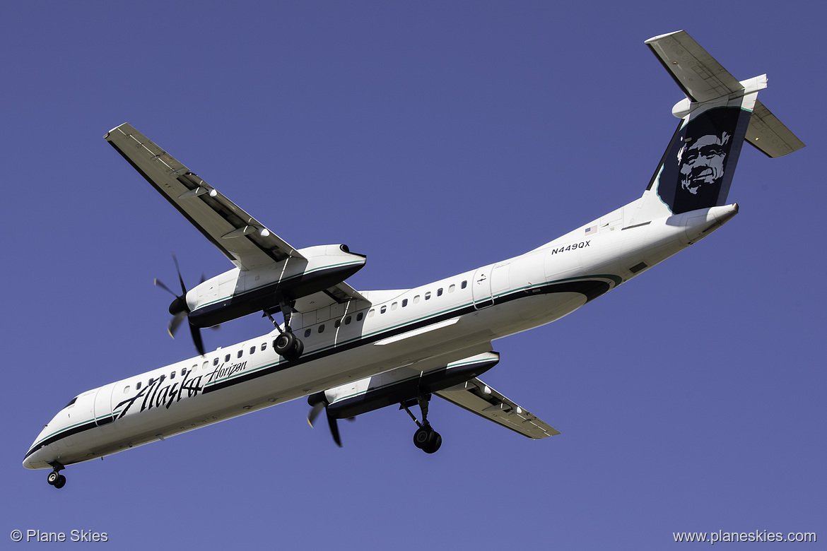 Horizon Air DHC Dash-8-400 N449QX at Seattle Tacoma International Airport (KSEA/SEA)