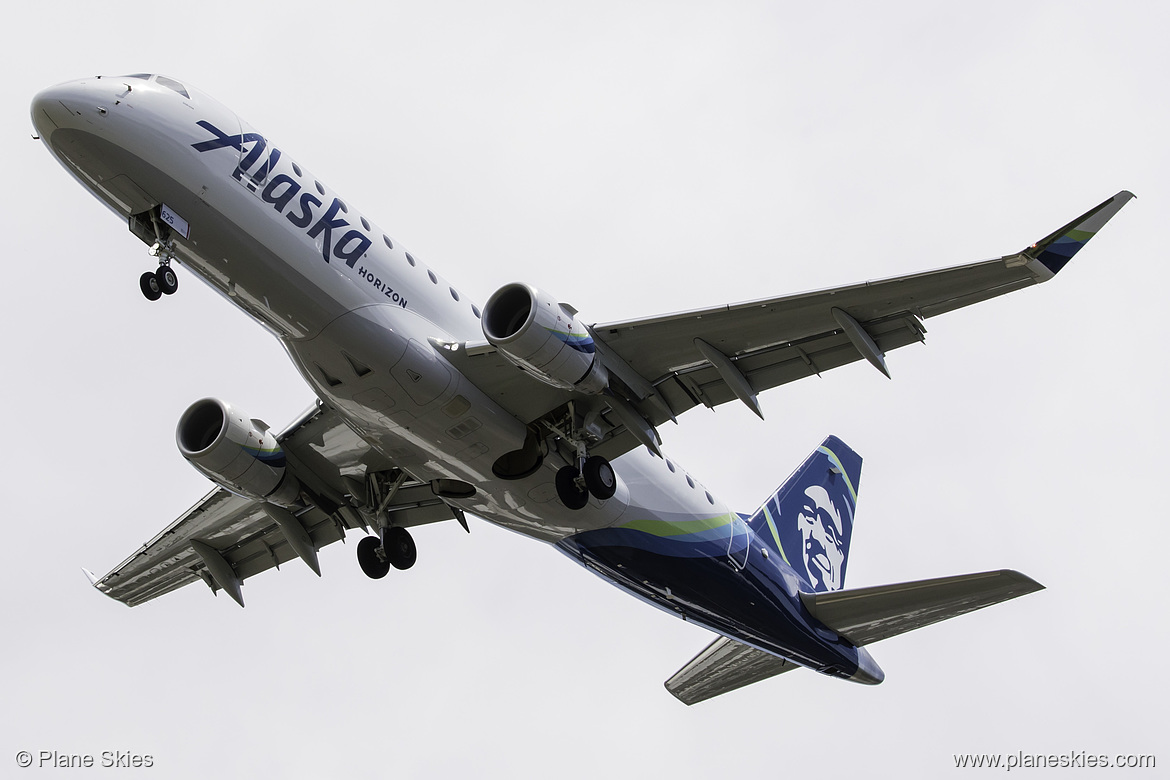 Horizon Air Embraer ERJ-175 N625QX at Seattle Tacoma International Airport (KSEA/SEA)