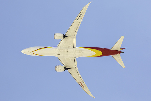Hainan Airlines Boeing 787-9 B-7835 at McCarran International Airport (KLAS/LAS) Hainan Airlines Boeing 787-9 B-7835 at McCarran International Airport (KLAS/LAS)