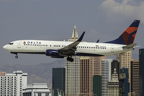 Delta Air Lines Boeing 737-800 N387DA at McCarran International Airport (KLAS/LAS)