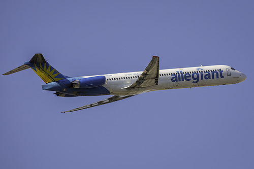 Allegiant Air McDonnell Douglas MD-88 N402NV at McCarran International Airport (KLAS/LAS)