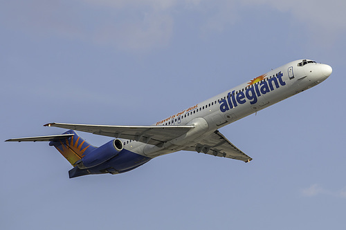 Allegiant Air McDonnell Douglas MD-82 N419NV at McCarran International Airport (KLAS/LAS)