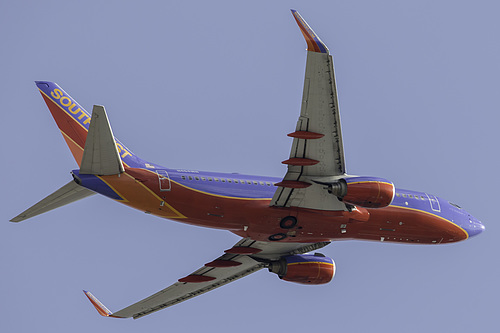 Southwest Airlines Boeing 737-700 N464WN at McCarran International Airport (KLAS/LAS)