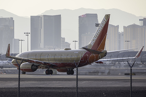 Southwest Airlines Boeing 737-700 N711HK at McCarran International Airport (KLAS/LAS)