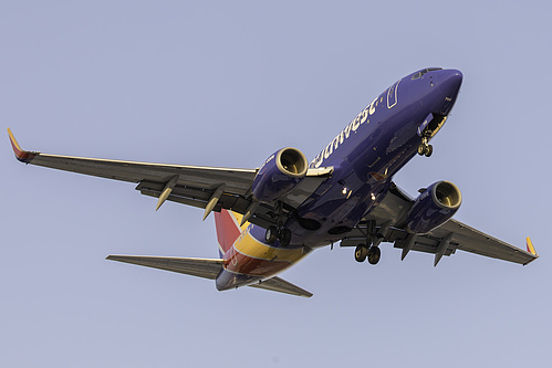 Southwest Airlines Boeing 737-700 N735SA at McCarran International Airport (KLAS/LAS) Southwest Airlines Boeing 737-700 N735SA at McCarran International Airport (KLAS/LAS)