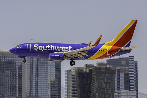 Southwest Airlines Boeing 737-700 N7833A at McCarran International Airport (KLAS/LAS) Southwest Airlines Boeing 737-700 N7833A at McCarran International Airport (KLAS/LAS)
