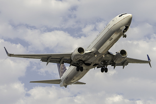 United Airlines Boeing 737-900ER N78448 at McCarran International Airport (KLAS/LAS)