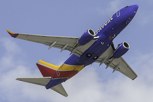 Southwest Airlines Boeing 737-700 N794SW at McCarran International Airport (KLAS/LAS)