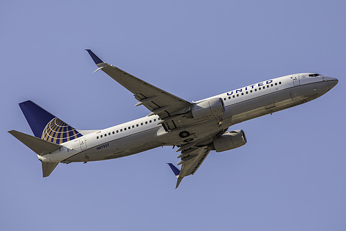 United Airlines Boeing 737-800 N87527 at McCarran International Airport (KLAS/LAS) United Airlines Boeing 737-800 N87527 at McCarran International Airport (KLAS/LAS)