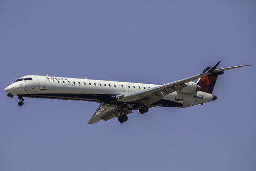 SkyWest Airlines Canadair CRJ-900 N899SK at McCarran International Airport (KLAS/LAS)