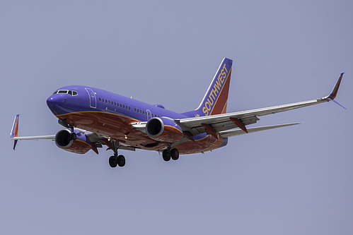 Southwest Airlines Boeing 737-700 N964WN at McCarran International Airport (KLAS/LAS)