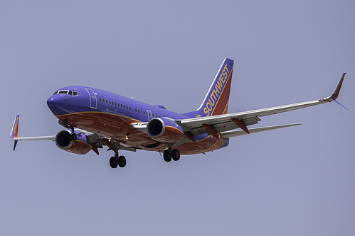 Southwest Airlines Boeing 737-700 N964WN at McCarran International Airport (KLAS/LAS) Southwest Airlines Boeing 737-700 N964WN at McCarran International Airport (KLAS/LAS)