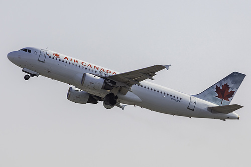 Air Canada Airbus A320-200 C-FKCK at Los Angeles International Airport (KLAX/LAX)