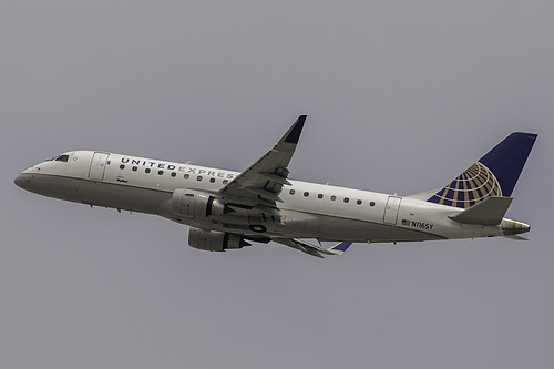 SkyWest Airlines Embraer ERJ-175 N116SY at Los Angeles International Airport (KLAX/LAX) SkyWest Airlines Embraer ERJ-175 N116SY at Los Angeles International Airport (KLAX/LAX)