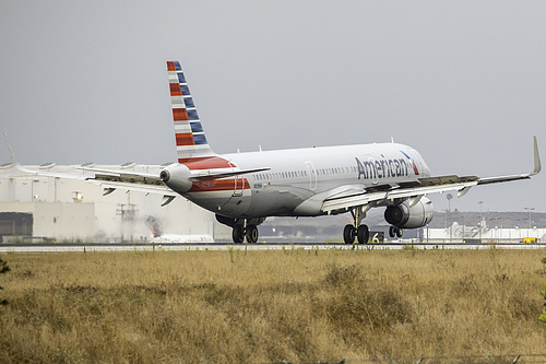 American Airlines Airbus A321-200 N119NN at Los Angeles International Airport (KLAX/LAX) American Airlines Airbus A321-200 N119NN at Los Angeles International Airport (KLAX/LAX)