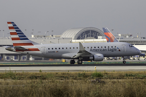 Compass Airlines Embraer ERJ-175 N202NN at Los Angeles International Airport (KLAX/LAX) Compass Airlines Embraer ERJ-175 N202NN at Los Angeles International Airport (KLAX/LAX)