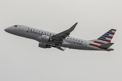 Compass Airlines Embraer ERJ-175 N206NN at Los Angeles International Airport (KLAX/LAX)