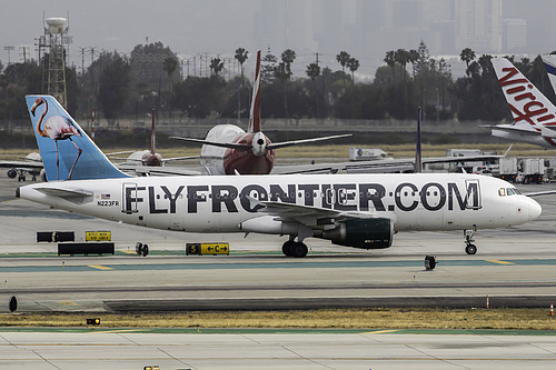 Frontier Airlines Airbus A320-200 N223FR at Los Angeles International Airport (KLAX/LAX)