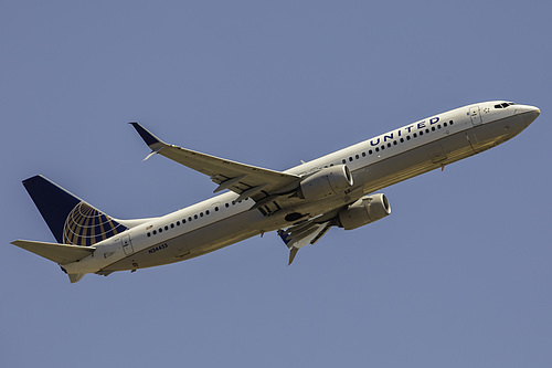 United Airlines Boeing 737-900ER N34455 at Los Angeles International Airport (KLAX/LAX) United Airlines Boeing 737-900ER N34455 at Los Angeles International Airport (KLAX/LAX)