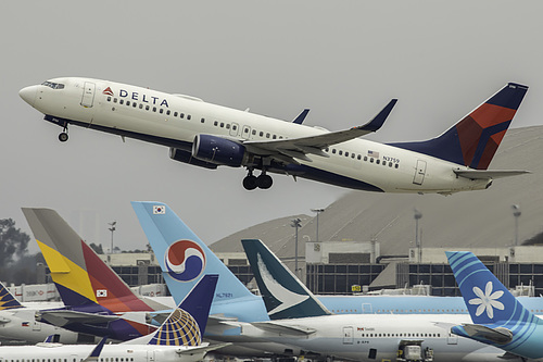 Delta Air Lines Boeing 737-800 N3759 at Los Angeles International Airport (KLAX/LAX) Delta Air Lines Boeing 737-800 N3759 at Los Angeles International Airport (KLAX/LAX)