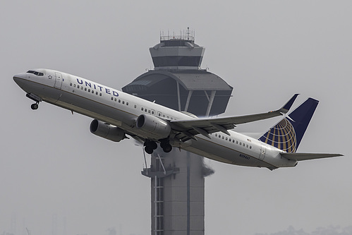 United Airlines Boeing 737-900ER N39461 at Los Angeles International Airport (KLAX/LAX)